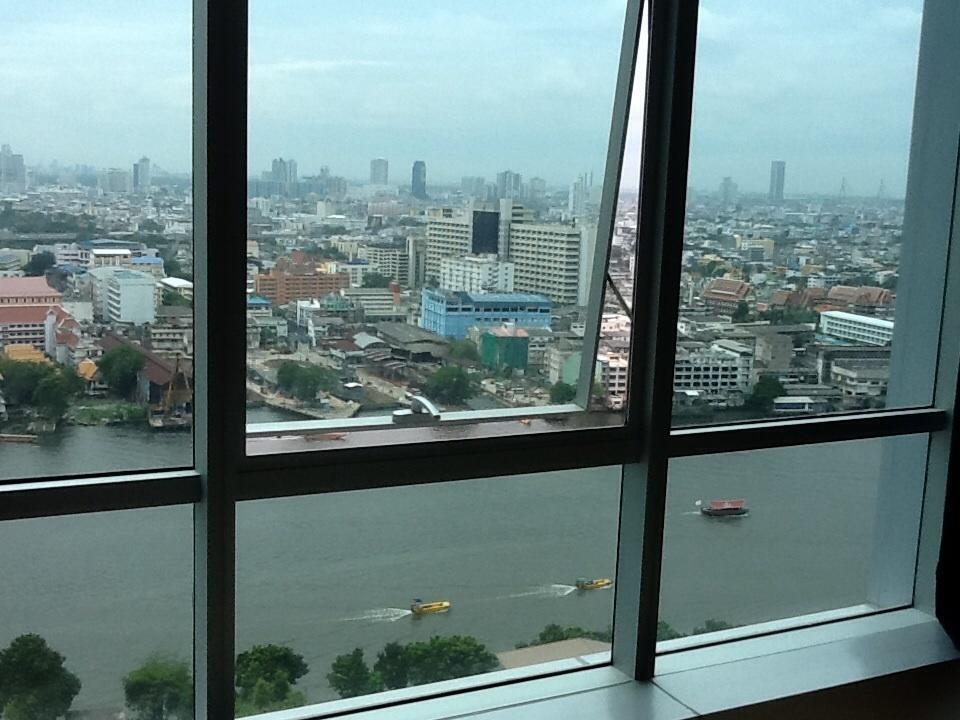 Baan Sathorn Riverfront Bangkok Extérieur photo