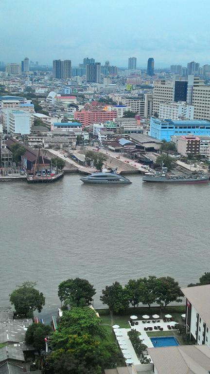 Baan Sathorn Riverfront Bangkok Extérieur photo