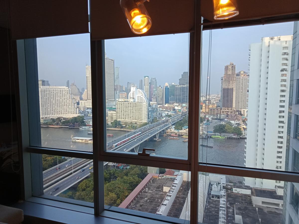Baan Sathorn Riverfront Bangkok Extérieur photo