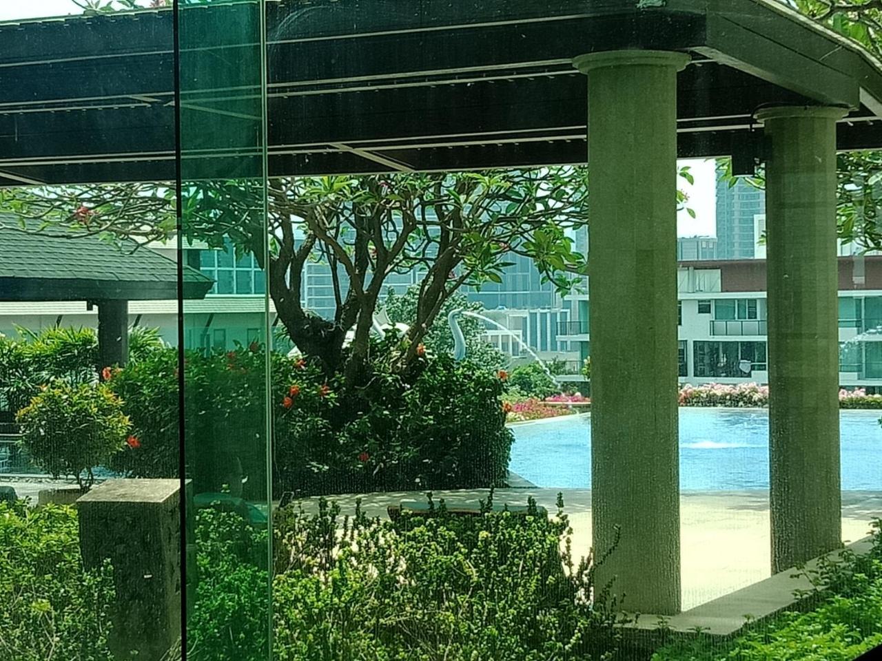 Baan Sathorn Riverfront Bangkok Extérieur photo